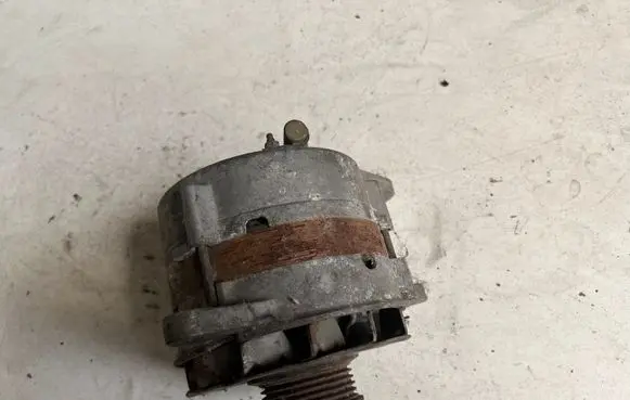 Toyota Corolla E100 Generator/alternator 1210001010
