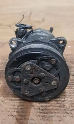Volvo S70 V70 V70 XC Air conditioning (A/C) compressor (pump)
