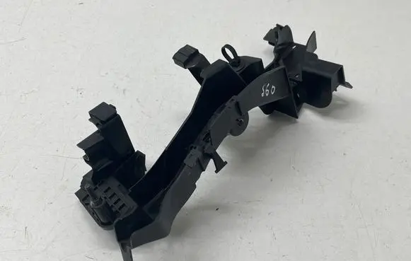 Volvo S60 Other engine bay part 32331510