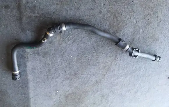 BMW 4 F32 F33 Engine coolant pipe/hose 65148378 8634285