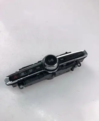 Volvo S90, V90 Climate control unit P31398845