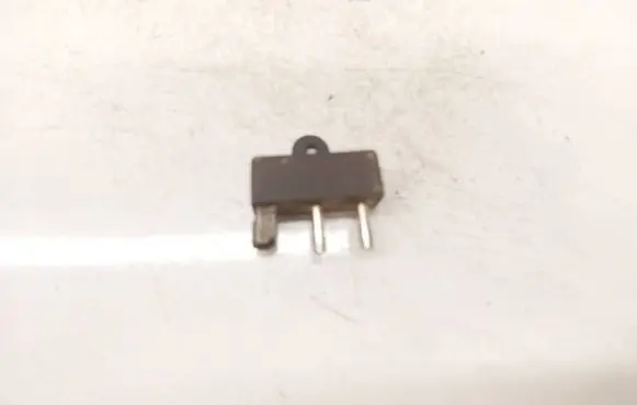 Audi A6 S6 C5 4B Sensor 110R004298