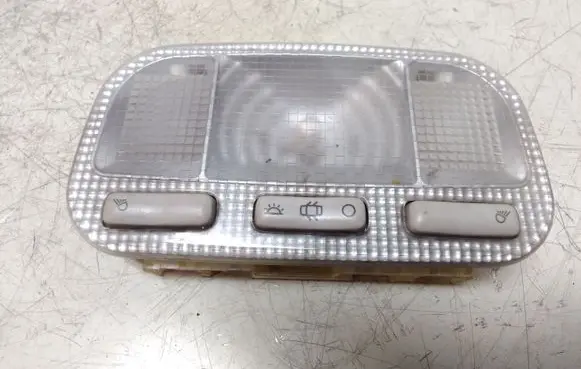 Peugeot 807 Rear seat light