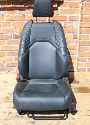 Lexus UX Front driver seat 