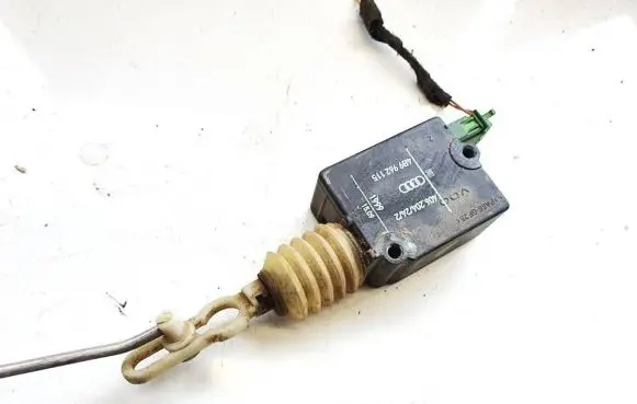 Audi A6 S6 C5 4B Central locking motor 4b9962115
