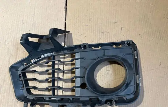 BMW 4 F36 Gran coupe Front bumper lower grill 51118054508