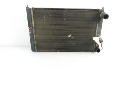 Volkswagen Golf III Coolant radiator 6N0121253B