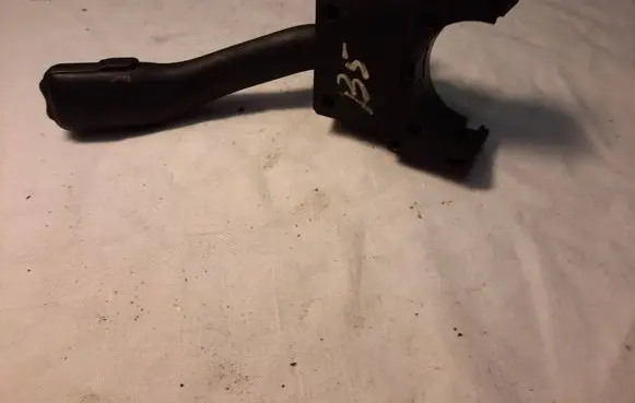 Volkswagen PASSAT B5 Wiper control stalk 849455