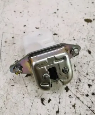 Subaru Impreza V Tailgate/trunk/boot lock/catch/latch