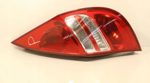 Hyundai i30 Rear/tail lights 924022R0