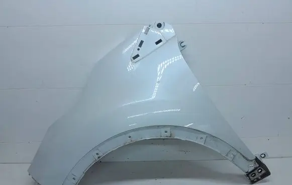 Renault Captur Fender 631012736R