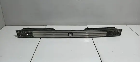 BMW 7 E65 E66 Trunk door license plate light bar 6908711