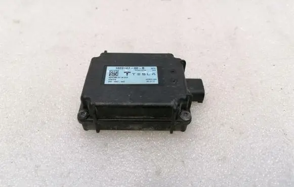 Tesla Model X Other control units/modules 102014700B
