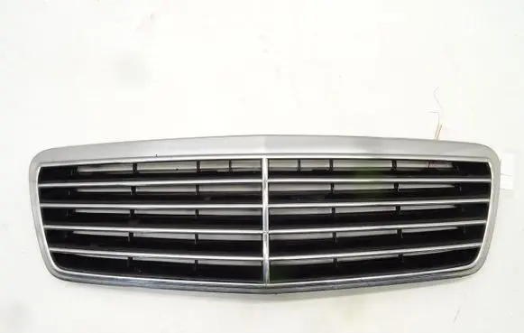 Mercedes-Benz CLK A208 C208 Front grill