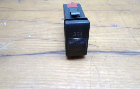 Traction control (ASR) switch