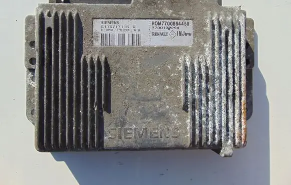 Renault Laguna I Engine control unit/module 7700864458 7700102294