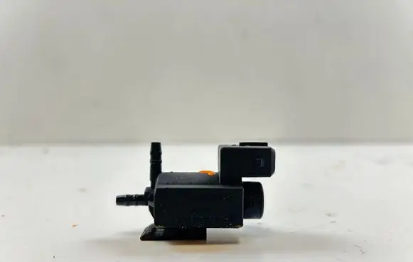 BMW 5 GT F07 Turbo solenoid valve 7810831