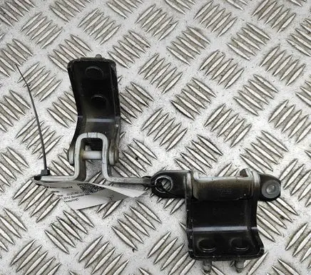 Suzuki Grand Vitara II Rear door hinge set 6941063J00 6943063J00