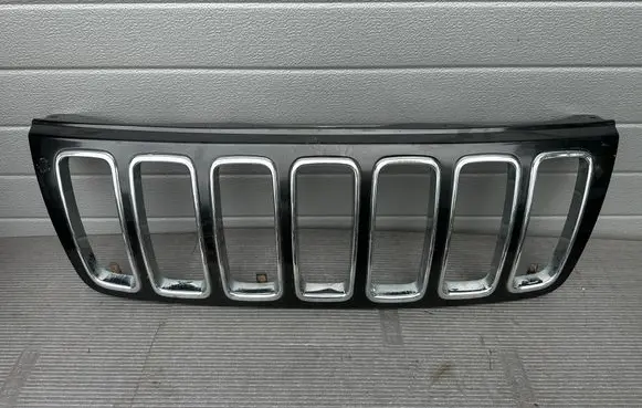 Jeep Grand Cherokee (WJ) Front grill 5GL79AXRAA