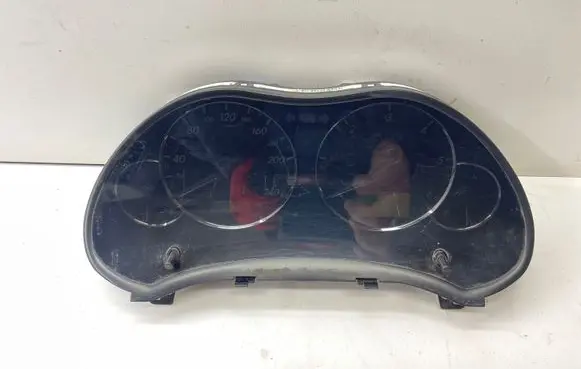 Toyota Avensis T250 Speedometer (instrument cluster) 8380005C00C MB2574305293