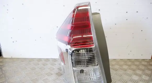 Toyota Prius+ (ZVW40) Rear/tail lights 8156147260 8156147261 8156147262