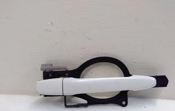 Mitsubishi Outlander Front door exterior handle