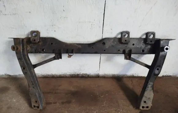 Nissan Qashqai Front subframe