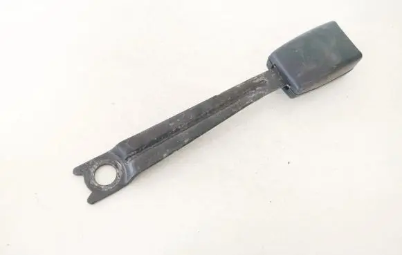 Mazda 3 I Front seatbelt buckle g3541