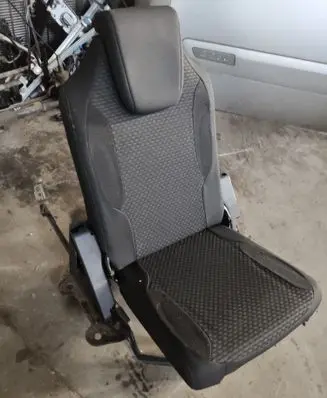Citroen C4 I Picasso Rear seat 