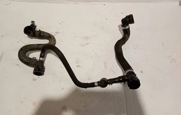 Mercedes-Benz E W213 Engine coolant pipe/hose A2535011800