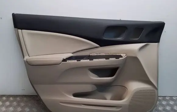 Honda CR-V Front door card panel trim