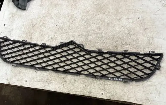 Citroen Jumper Front bumper upper radiator grill 1306600070