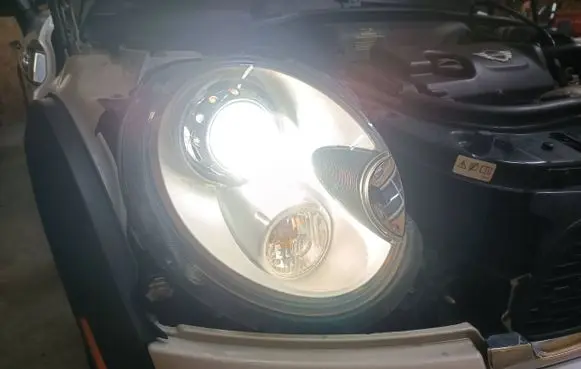 Mini One - Cooper Clubman R55 Headlight/headlamp 030254028400 10006300 7296600050