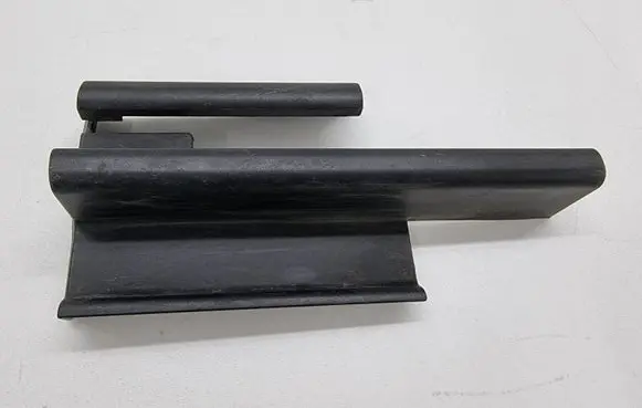 BMW 7 E65 E66 Front passenger seat rail trim 7007695 60829010 608290