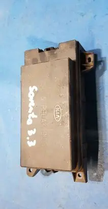 KIA Sorento Fuse box set 211613E020