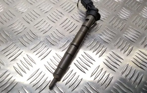 Audi A6 S6 C6 4F Fuel injector 0445115052 059130277AH 061128