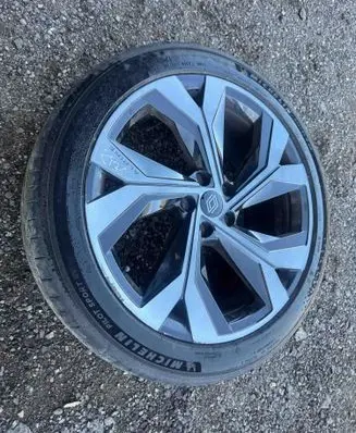 Renault Austral R20 alloy rim 403008811R