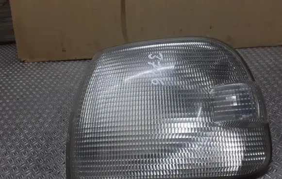Volkswagen Transporter - Caravelle T4 Front indicator light 7D0953041F