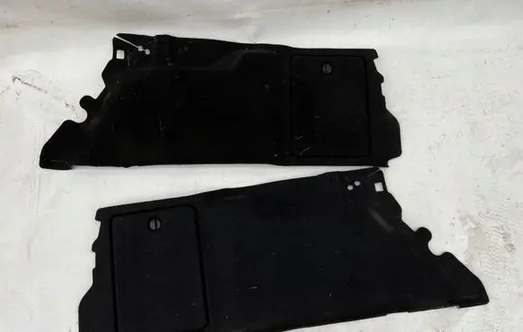 Ford Focus Trunk/boot lower side trim panel 