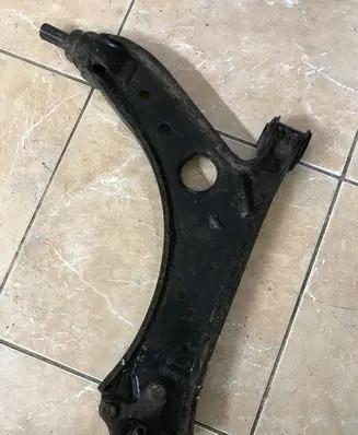 Skoda Octavia Mk1 (1U) Front lower control arm/wishbone