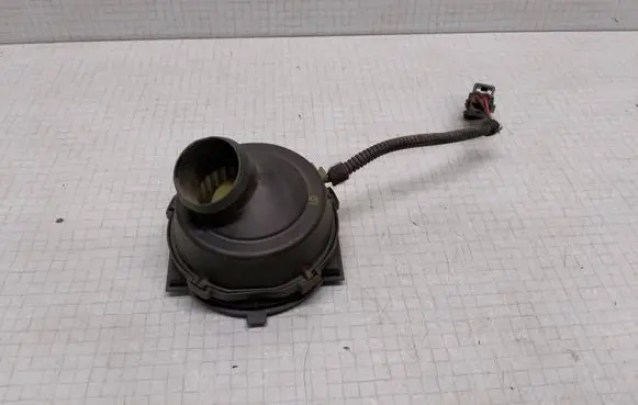 Volvo S60 Engine control unit/module fan 8666595