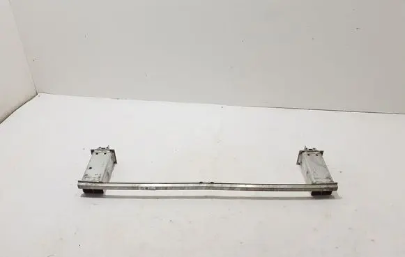 Radiator mount bracket