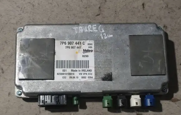 Volkswagen Touareg II Camera control unit module 7P6907441C 7P6907441
