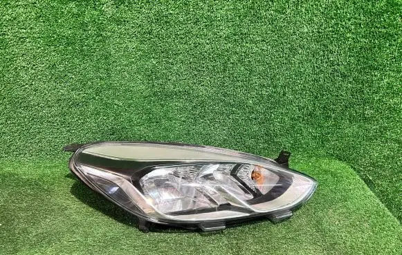 Ford Fiesta Headlight/headlamp H1BB13W029AE