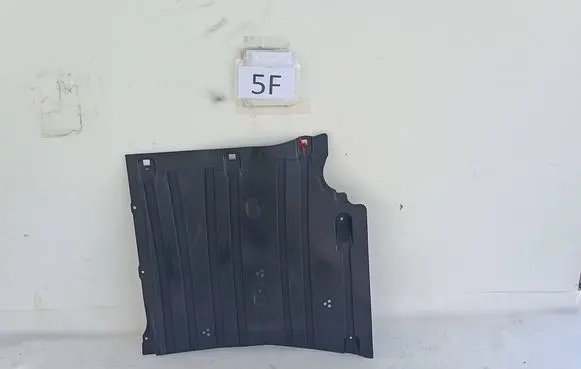 BMW 7 G70 Front underbody cover/under tray 5A015D4