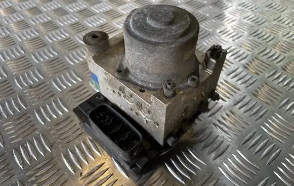 Mazda 6 ABS Pump GJ6E437A0 42170239