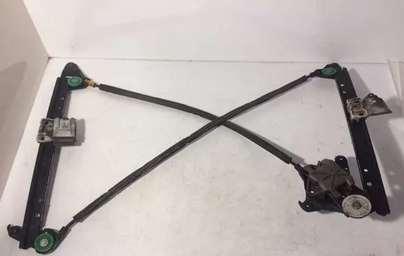 Volkswagen Sharan Rear door manual window regulator 7M0839401
