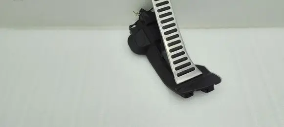 Audi TT TTS Mk2 Accelerator throttle pedal 1K2723503L
