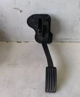 Ford Transit Accelerator throttle pedal 6C119F836CD 6PV00923820 C95YE03