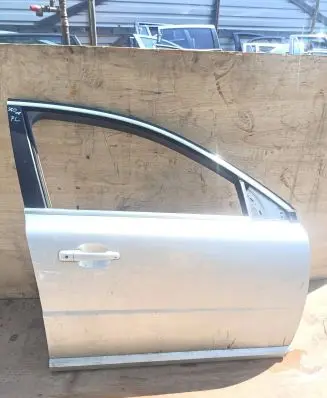 Volvo S80 Front door